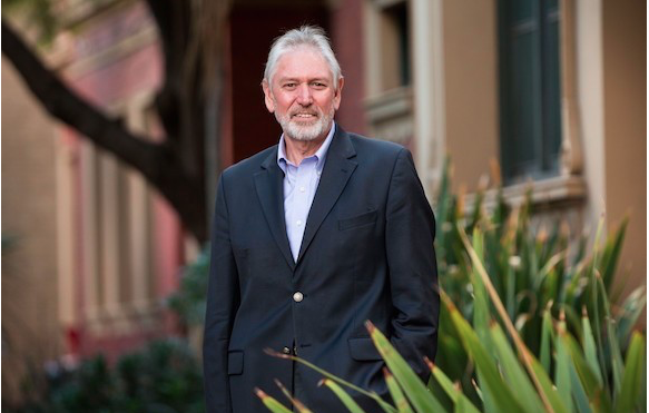 Image of Professor Alan Lopez.