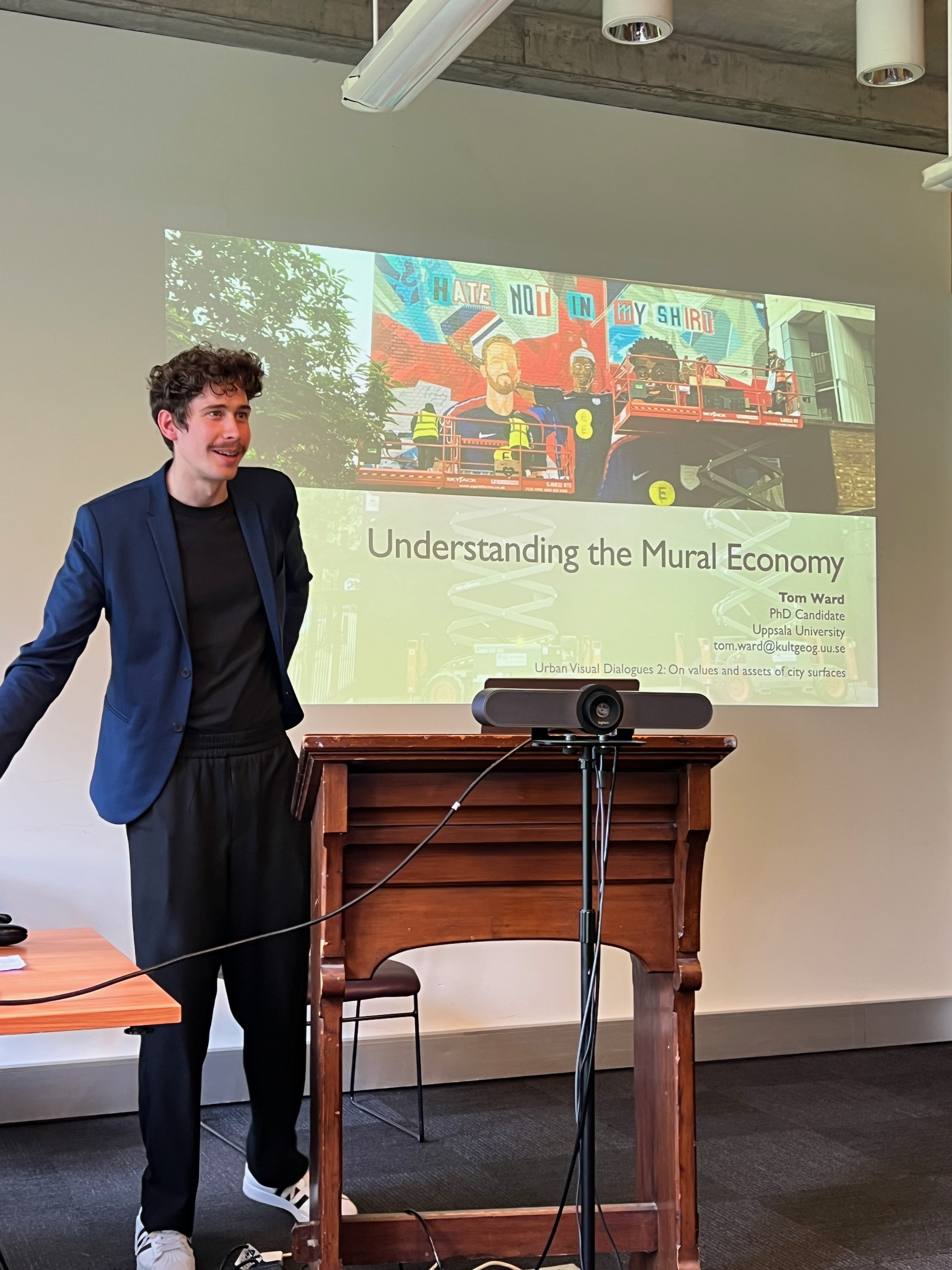 Tom Ward Presenting at Urban Visual Dialogues 2