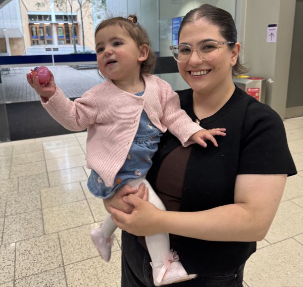 Lili and her mother Tamina.