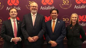 L-R: Leigh Howard CEO Asialink Business, Senator Tim Ayres, Professor Michael Wesley Deputy Vice Chancellor (Global, Culture and Engagement) The University of Melbourne, Catherine Mudford Director Capability Development Asialink Business. 