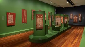 Installation view of 65,000 Years: A Short History of Australian Art, Potter Museum of Art, the University of Melbourne, 2025. Including items from the Donald Thomson Collection. Gift of Mrs Dorita Thomson, 1973. At rear items from the collection of Museums Victoria. Photography by Christian Capurro.