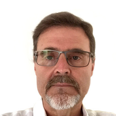 A headshot of Geoffrey Lawler.