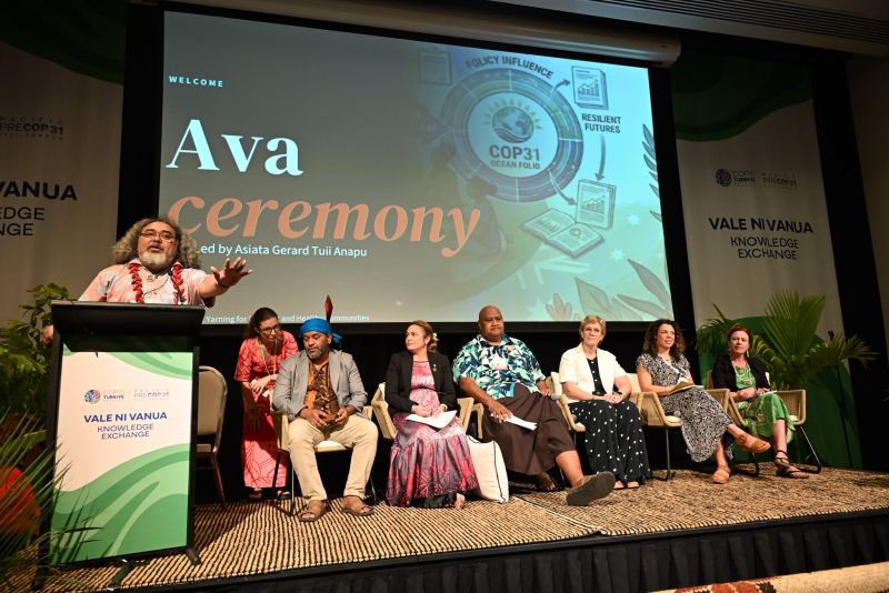 Te'o and Lau Dr Viliamu (Vili) Iese, Senior Lecturer in Drought and Climate Studies at the School of Agriculture, Food and Ecosystem Sciences (SAFES) at The University of Melbourne, speaks at the Yarning for Resilience: Amplifying Solutions for Non-Economic Loss and Damage in Oceania side event in Fiji.