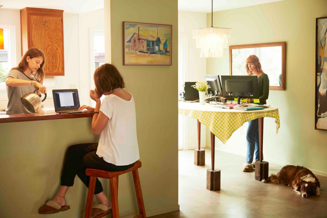 Image of three female flatemates in a share house