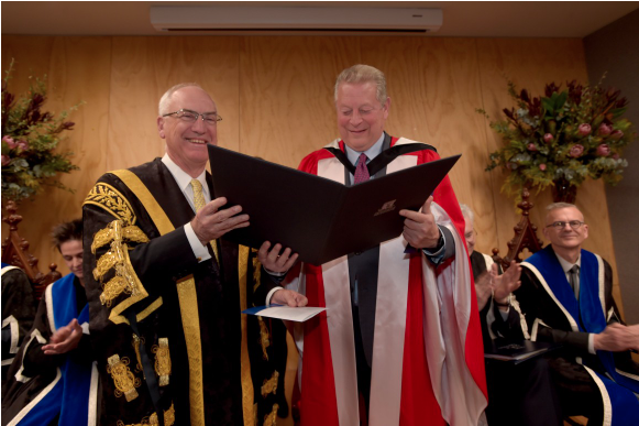 Image of former US Vice President Al Gore receiving an Honorary Doctorate from Chancellor Allan Myers AC QC.