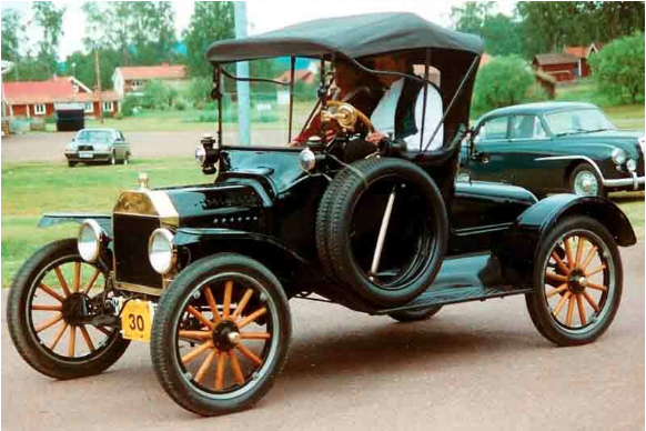 Image of a 1915 Ford T.